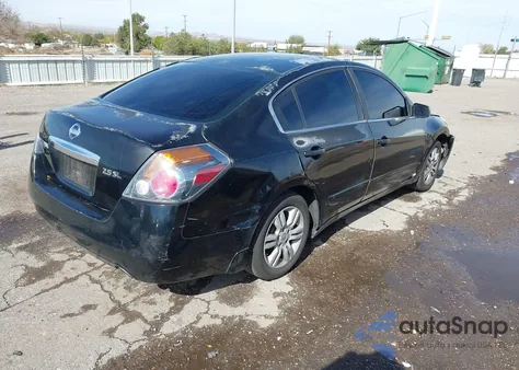 2010 Nissan Altima 2.5 S z USA, uszkodzony, nr VIN 1N4AL2AP4AN499091